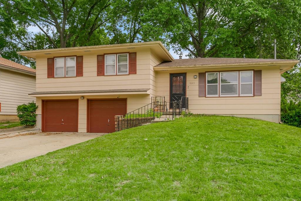 Listing Photo MLS #HMS2546243
