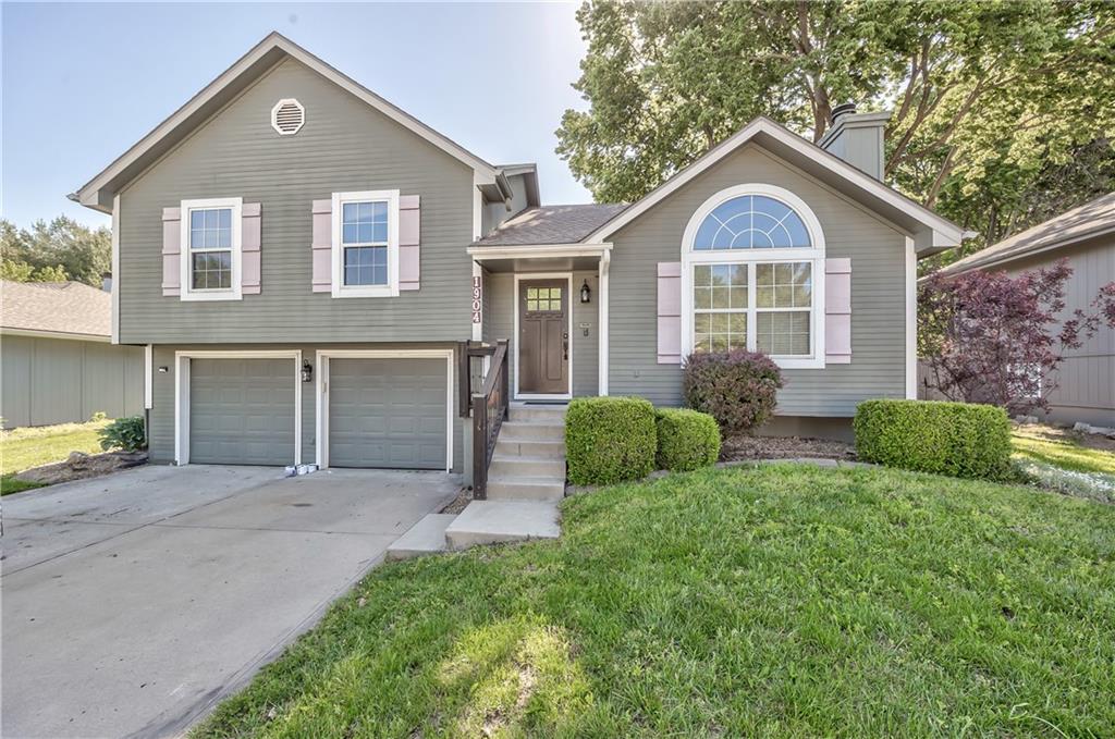 Listing Photo MLS #HMS2546275
