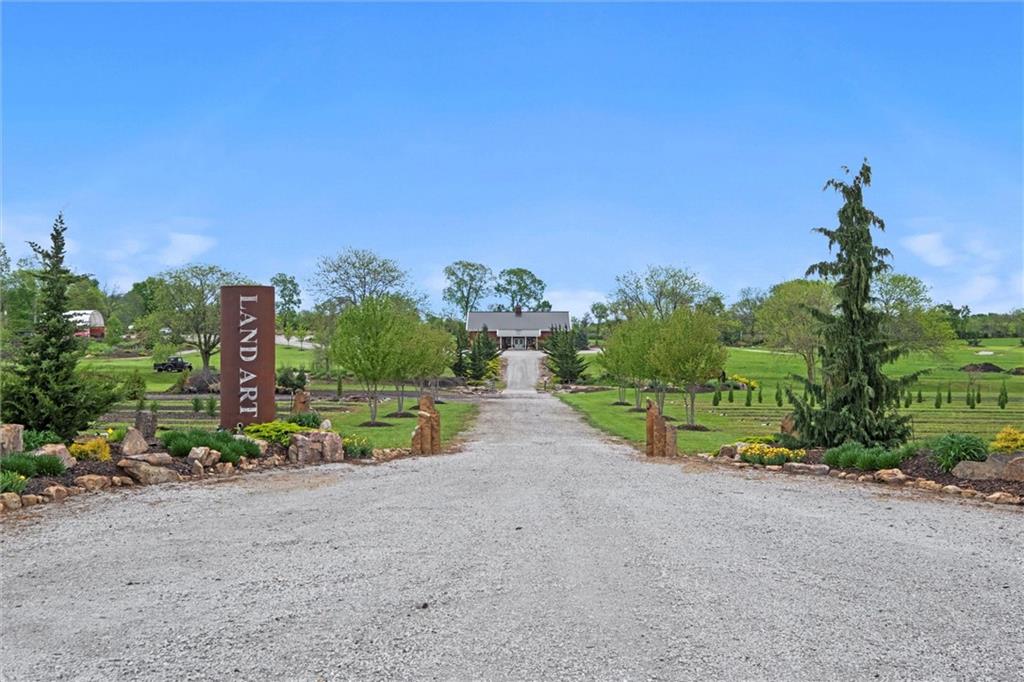 Listing Photo MLS #HMS2546423