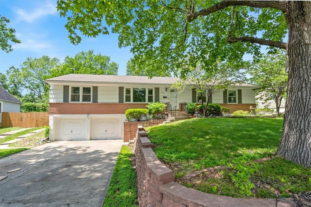 Listing Photo MLS #HMS2546472