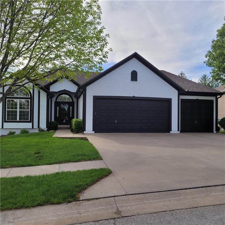 Listing Photo MLS #HMS2546517
