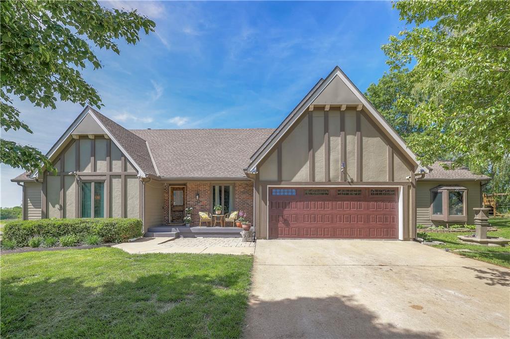 Listing Photo MLS #HMS2546724