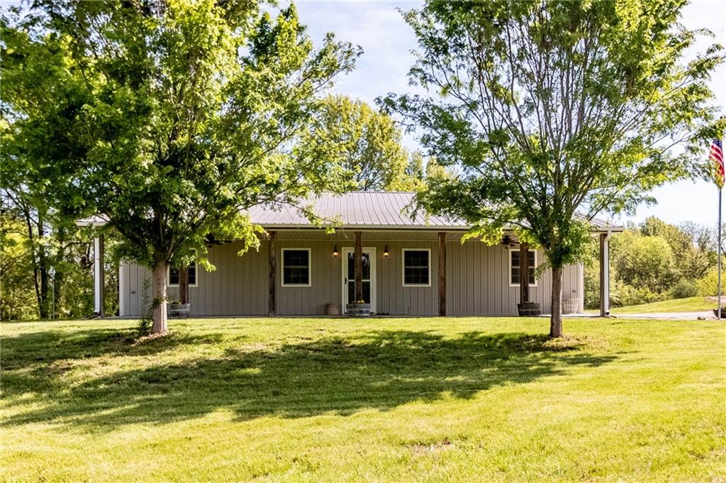 Listing Photo MLS #HMS2546895