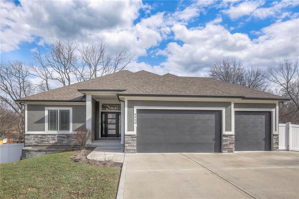 Listing Photo MLS #HMS2547031