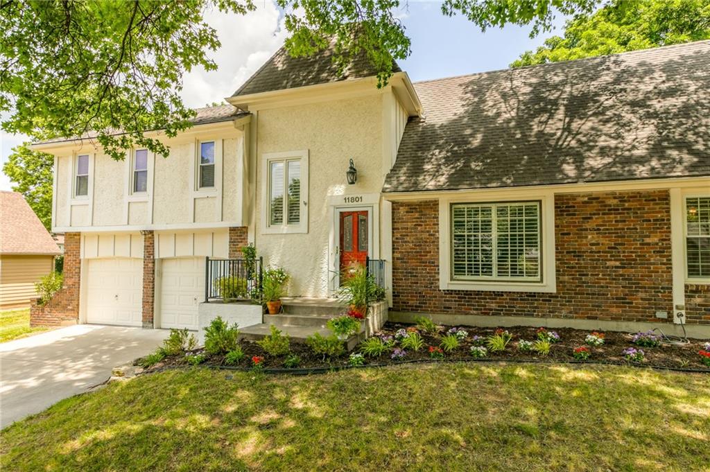 Listing Photo MLS #HMS2547228