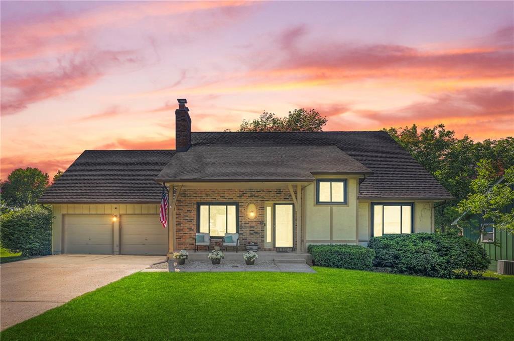 Listing Photo MLS #HMS2547251