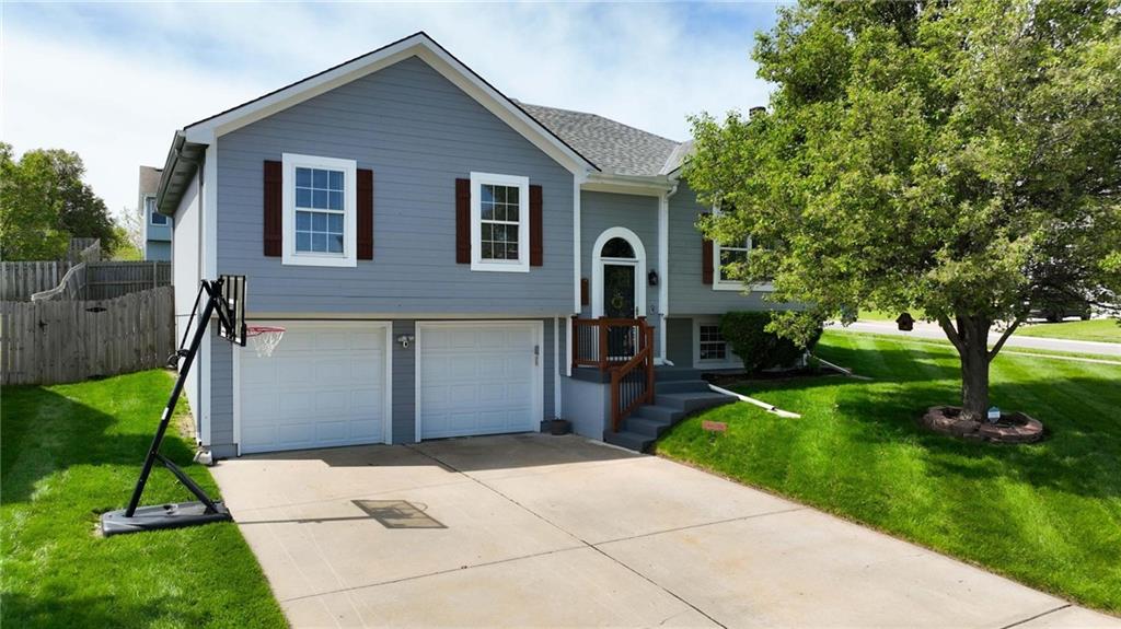 Listing Photo MLS #HMS2547355