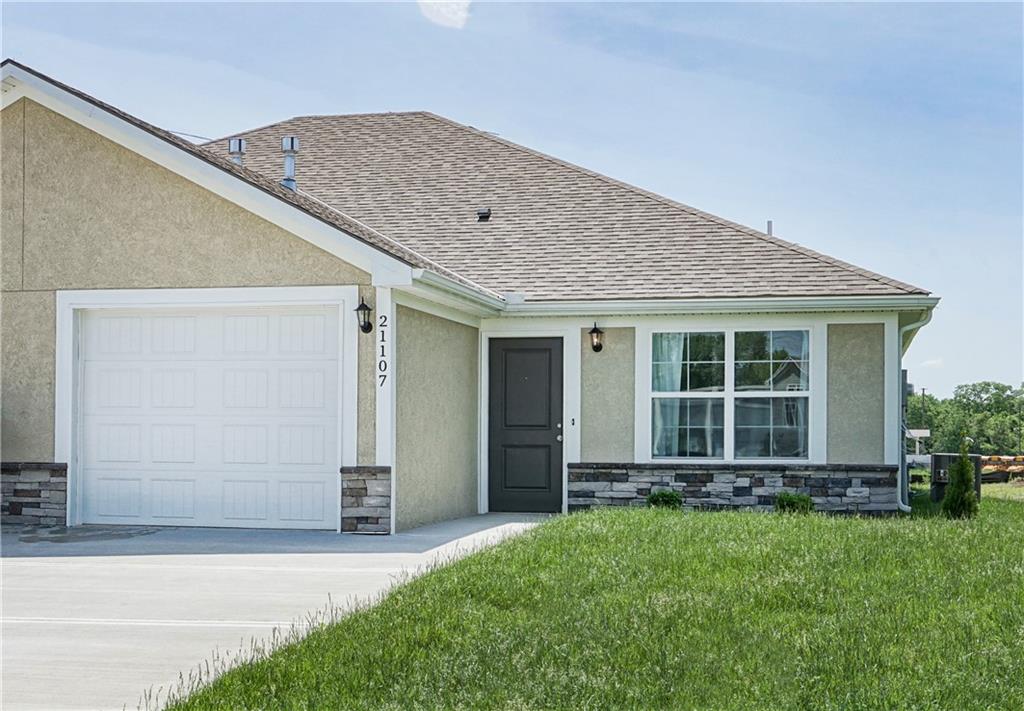 Listing Photo MLS #HMS2547376