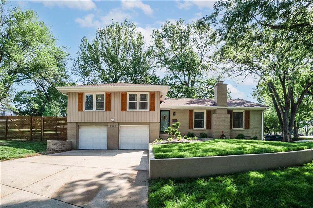 Listing Photo MLS #HMS2547434