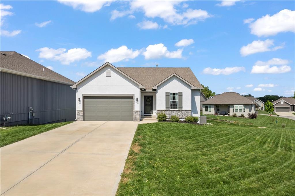 Listing Photo MLS #HMS2547502