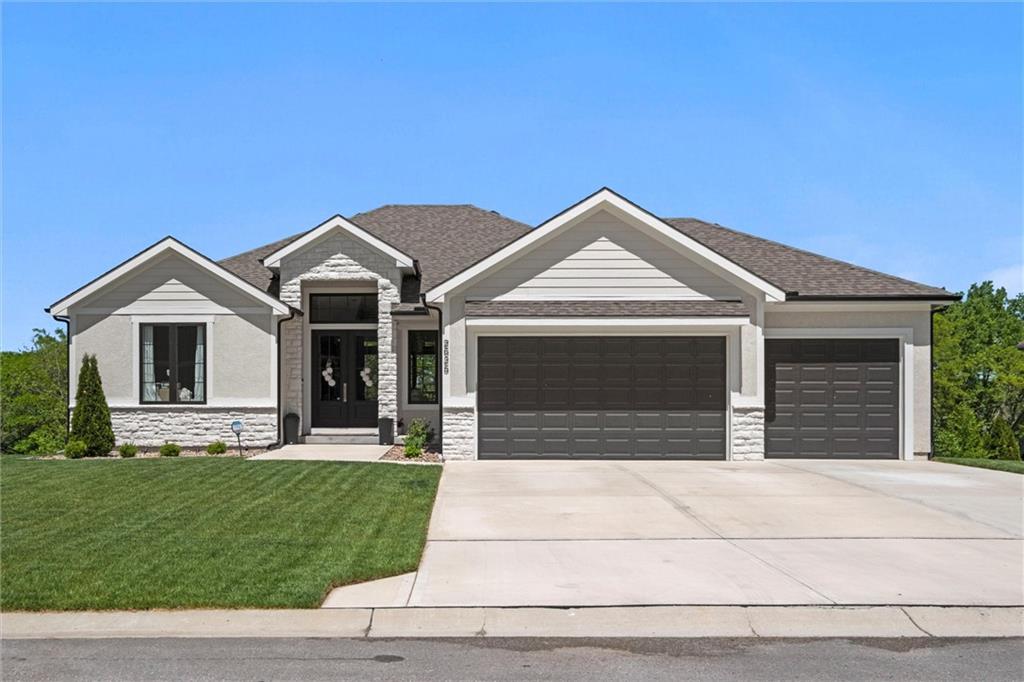 Listing Photo MLS #HMS2547527