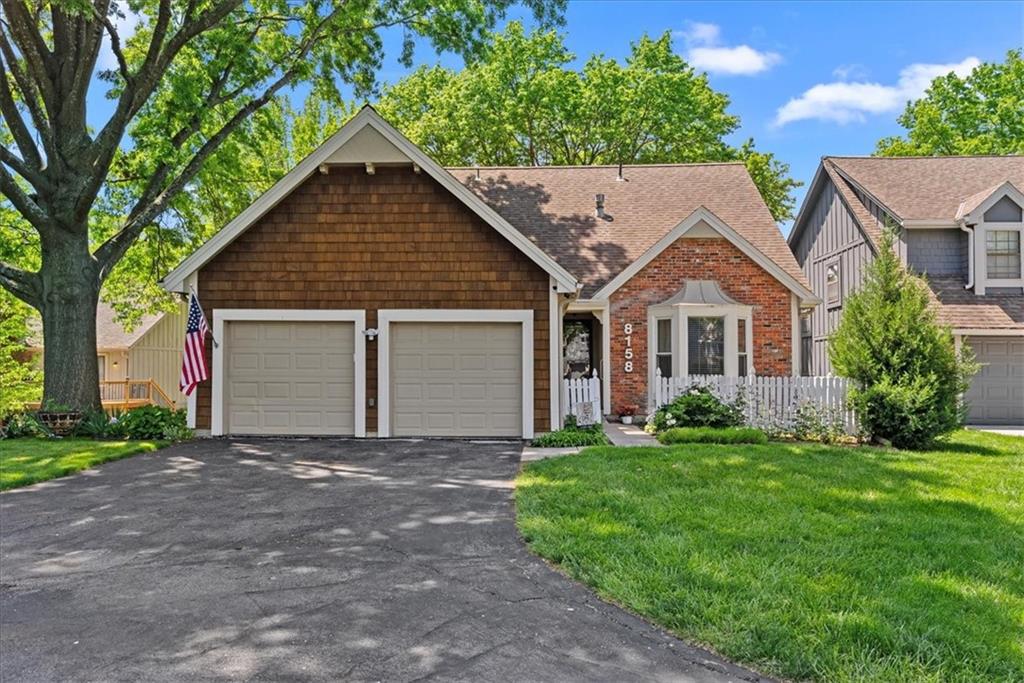 Listing Photo MLS #HMS2547543