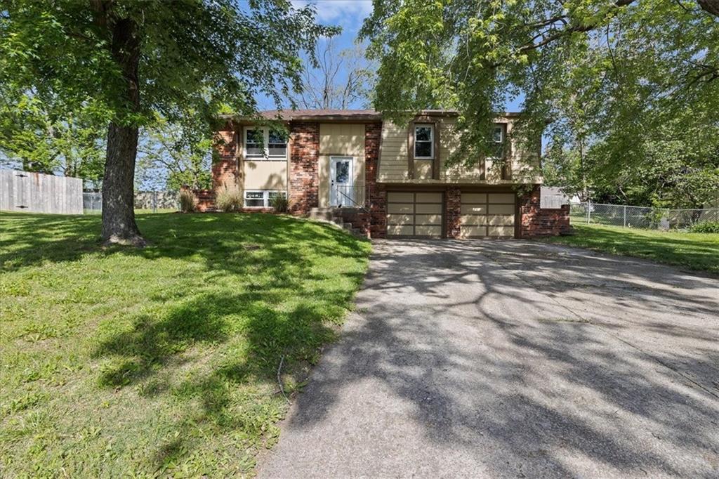 Listing Photo MLS #HMS2547544