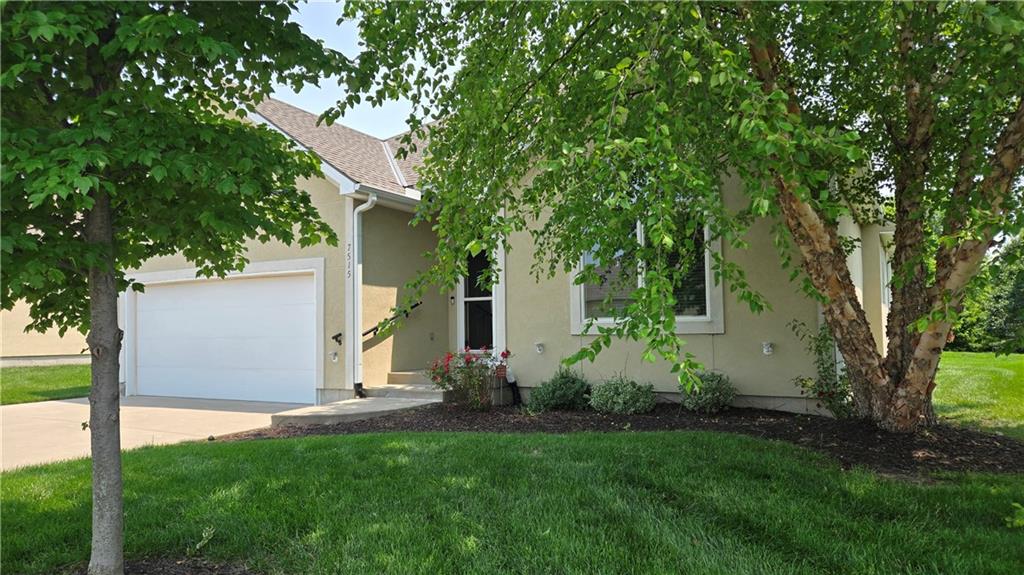 Listing Photo MLS #HMS2547582