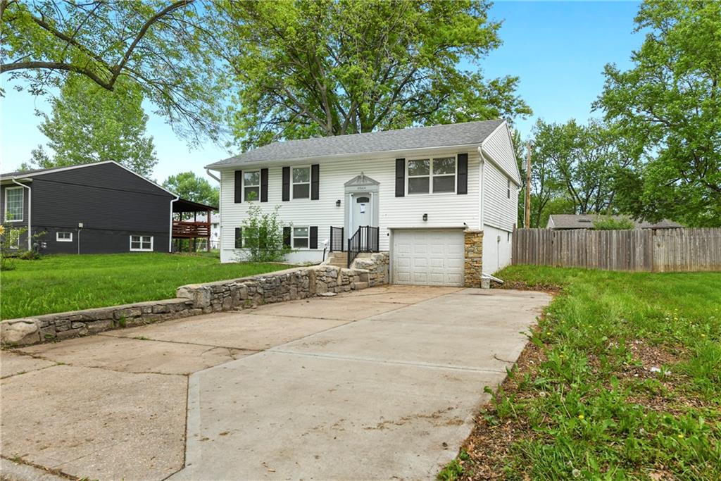 Listing Photo MLS #HMS2547622