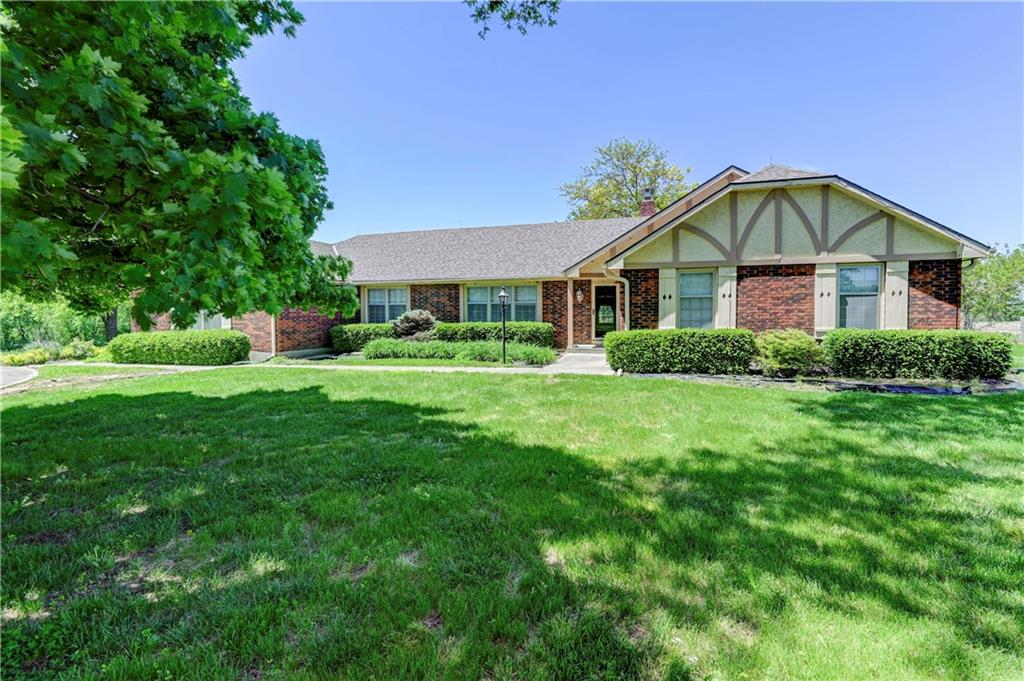 Listing Photo MLS #HMS2547674