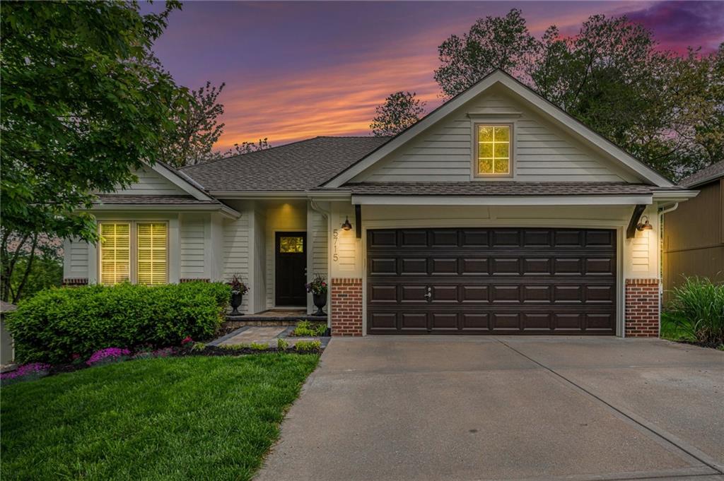 Listing Photo MLS #HMS2547702