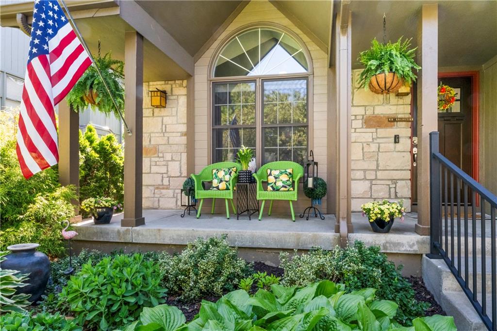 Listing Photo MLS #HMS2547709