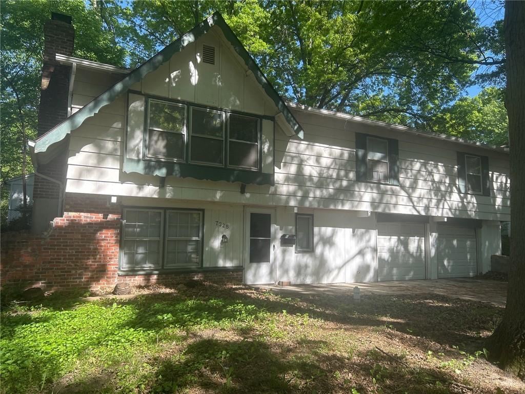 Listing Photo MLS #HMS2547725