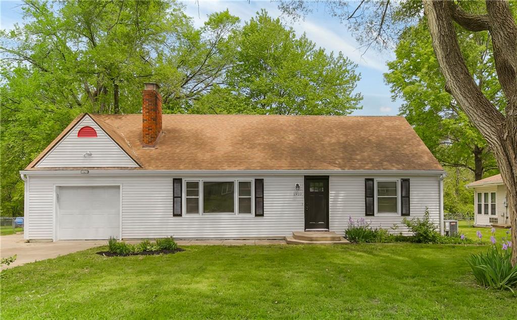 Listing Photo MLS #HMS2547758