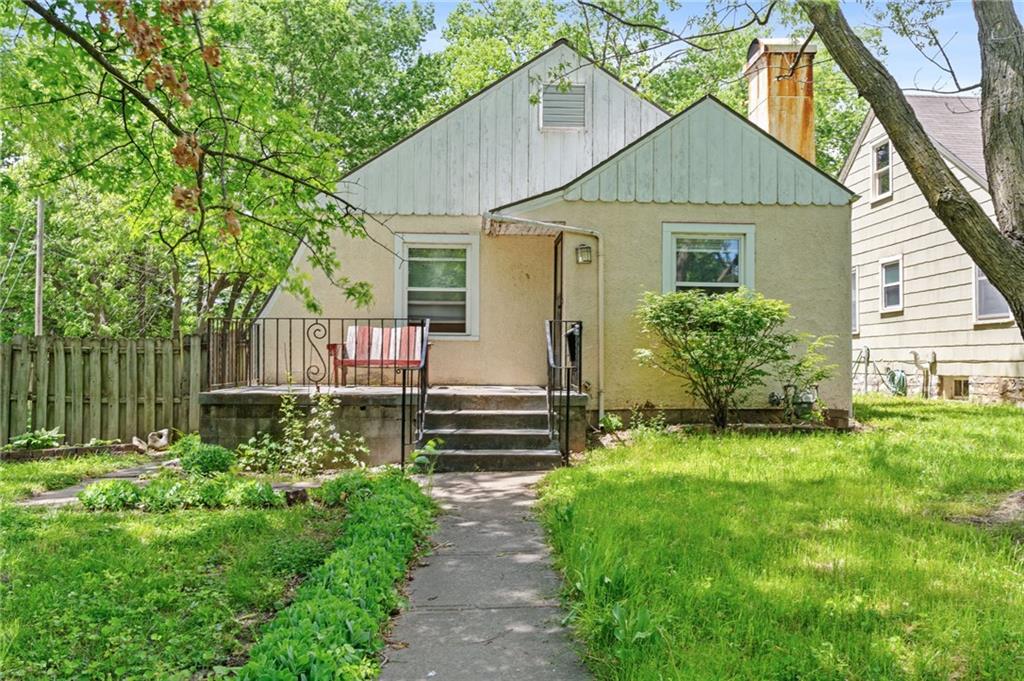 Listing Photo MLS #HMS2547806