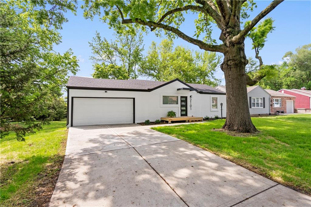 Listing Photo MLS #HMS2547857