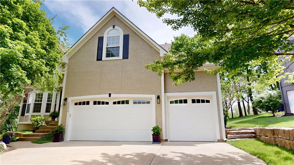 Listing Photo MLS #HMS2547960