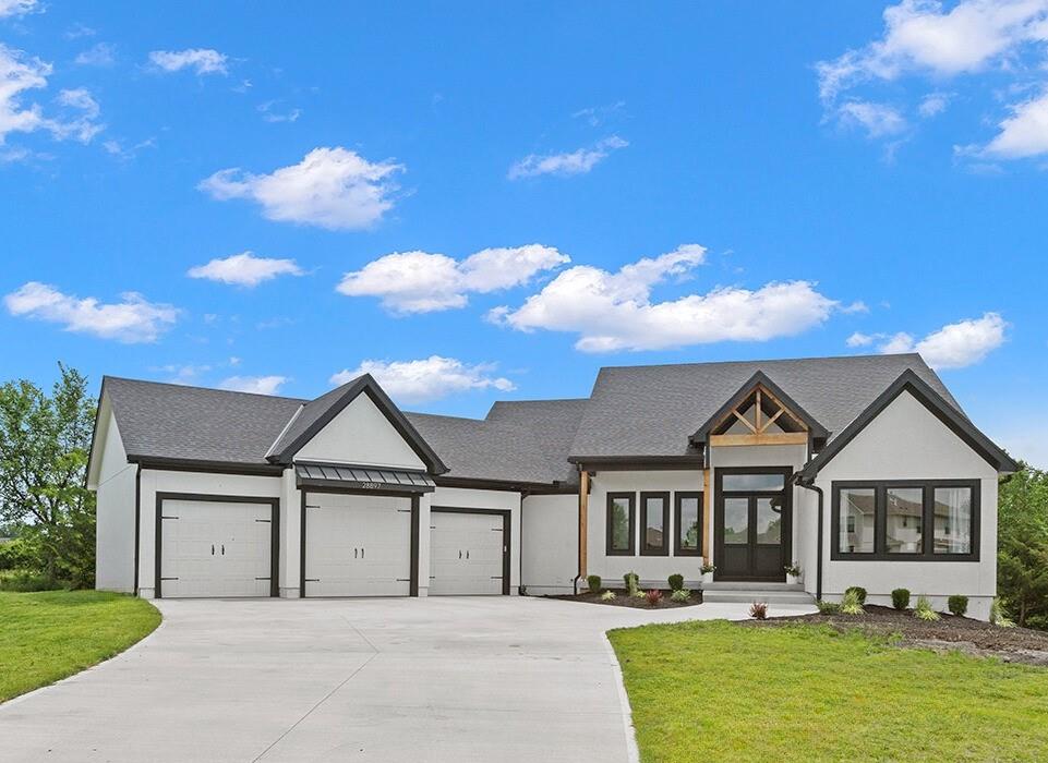 Listing Photo MLS #HMS2548106