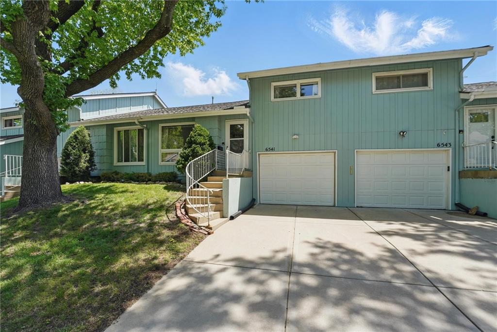 Listing Photo MLS #HMS2548107
