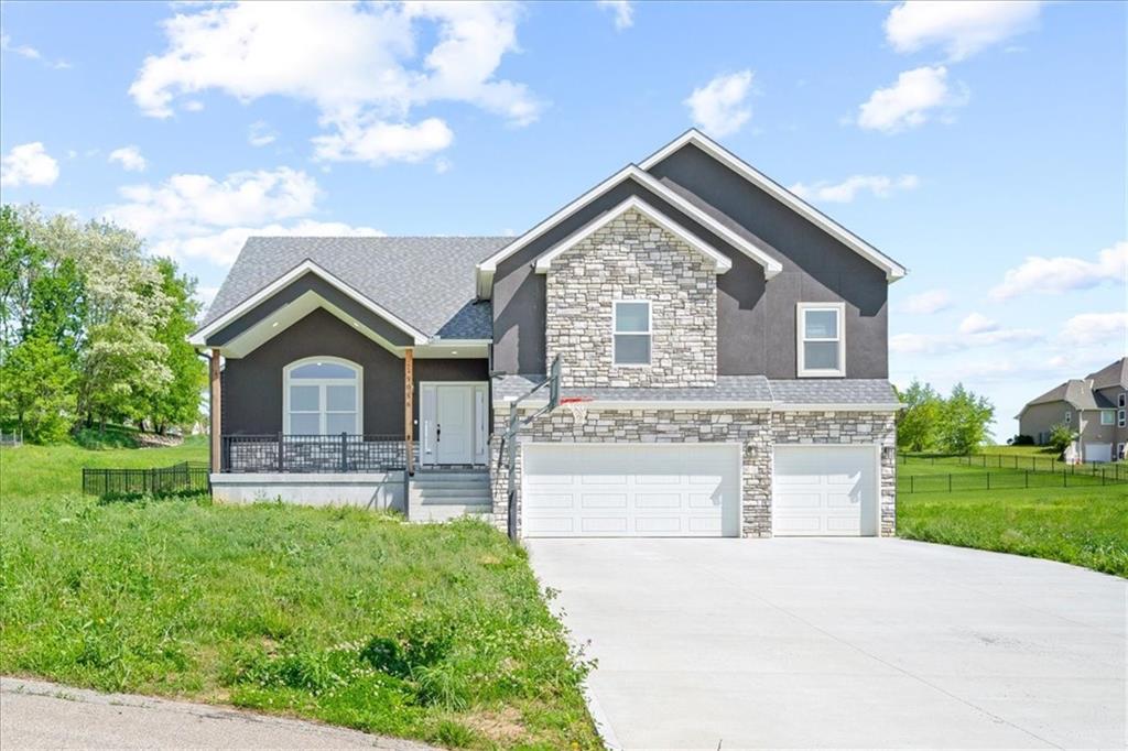 Listing Photo MLS #HMS2548186
