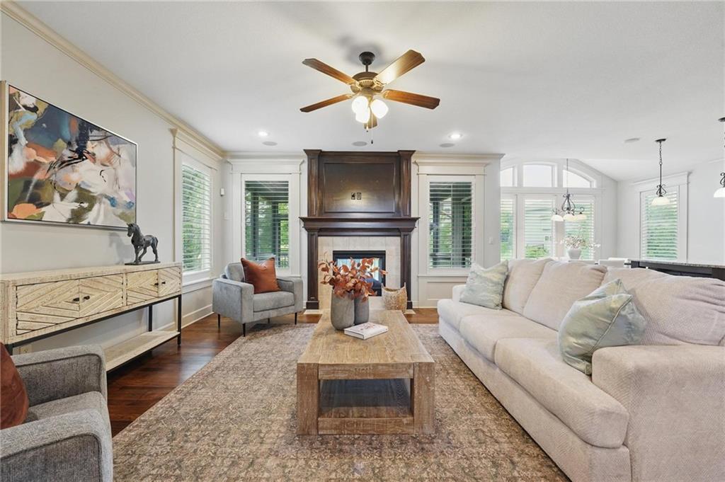 Listing Photo MLS #HMS2548214