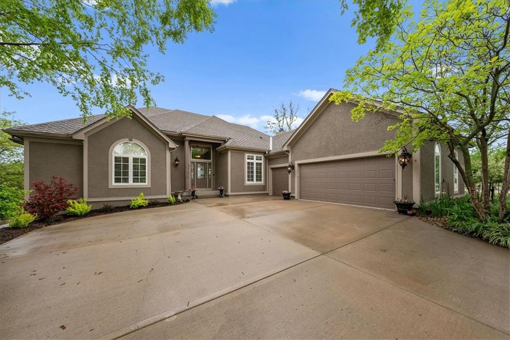 Listing Photo MLS #HMS2548300