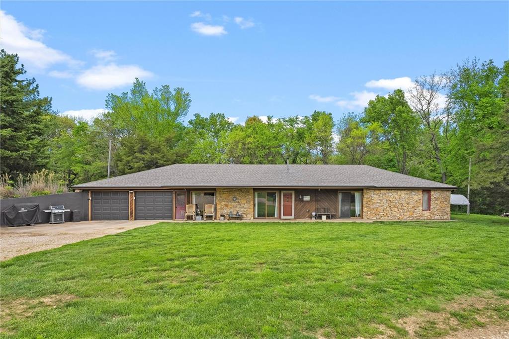 Listing Photo MLS #HMS2548342