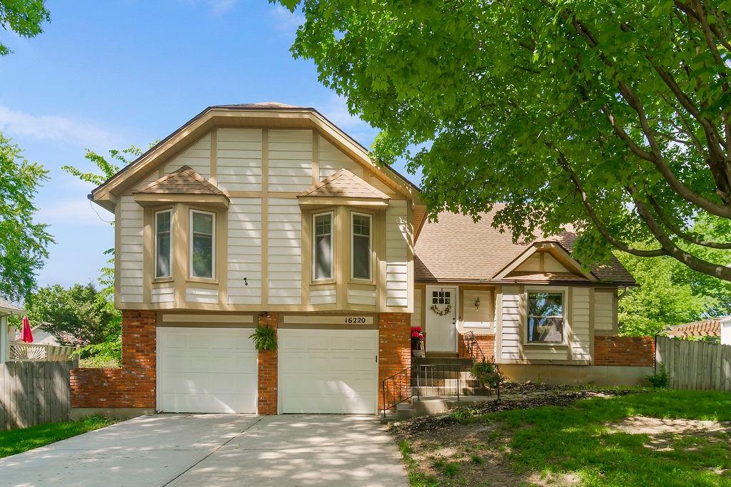 Listing Photo MLS #HMS2548509