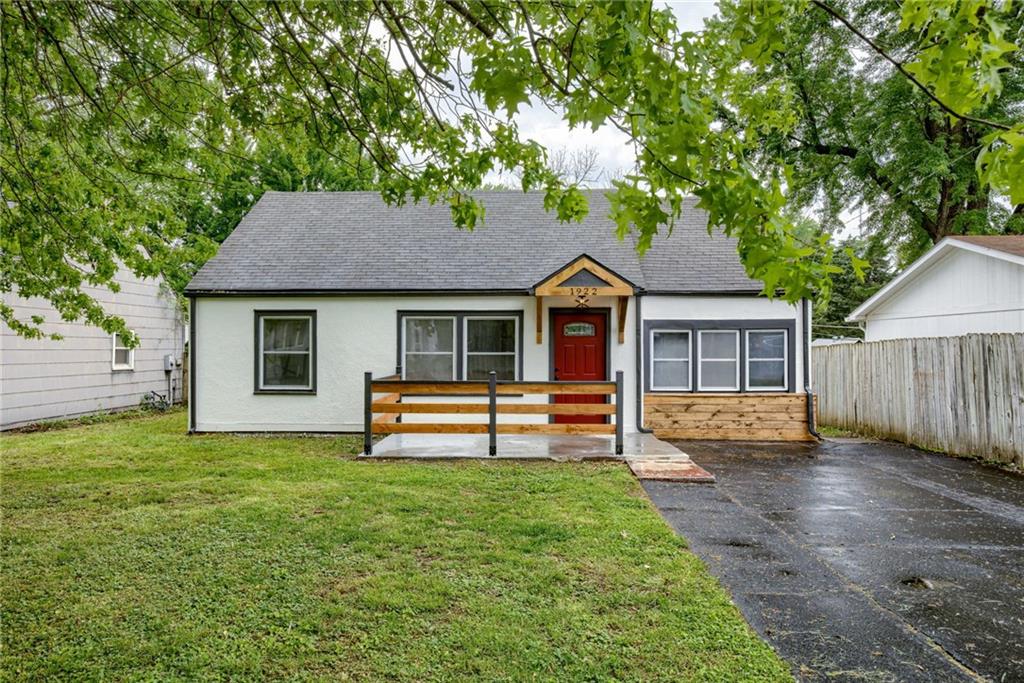 Listing Photo MLS #HMS2548605