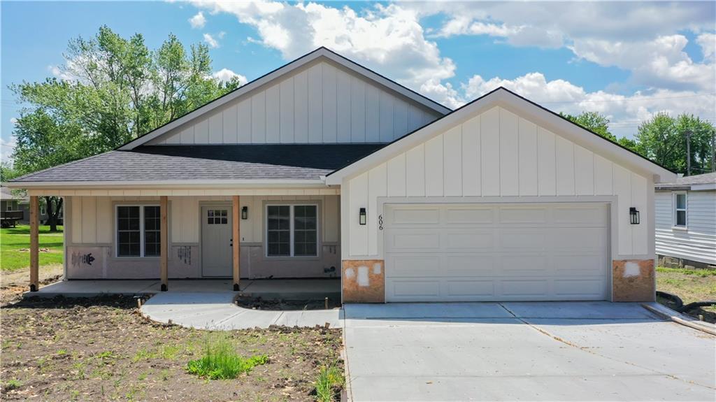 Listing Photo MLS #HMS2548677