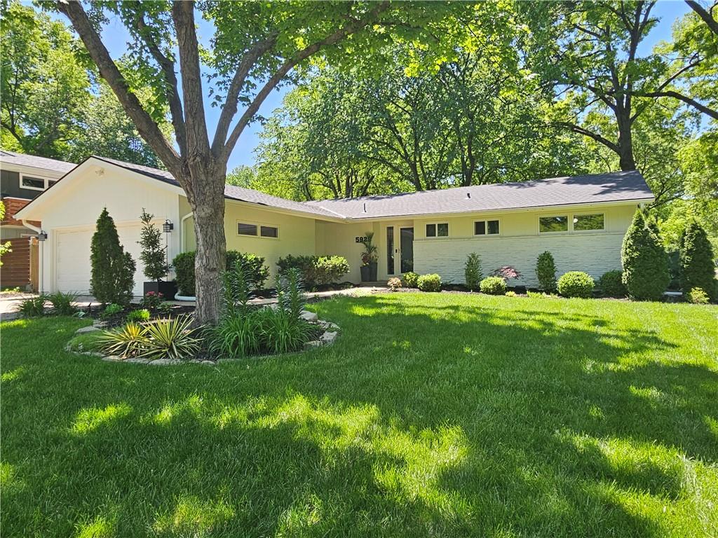 Listing Photo MLS #HMS2548688