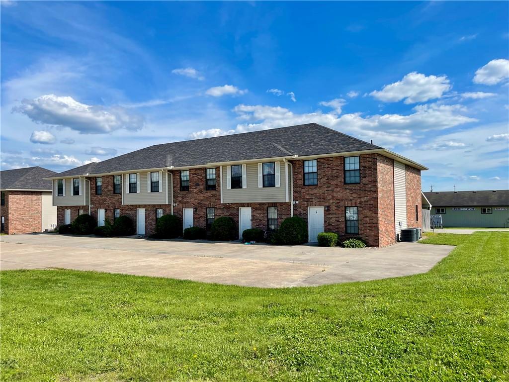 Listing Photo MLS #HMS2548786