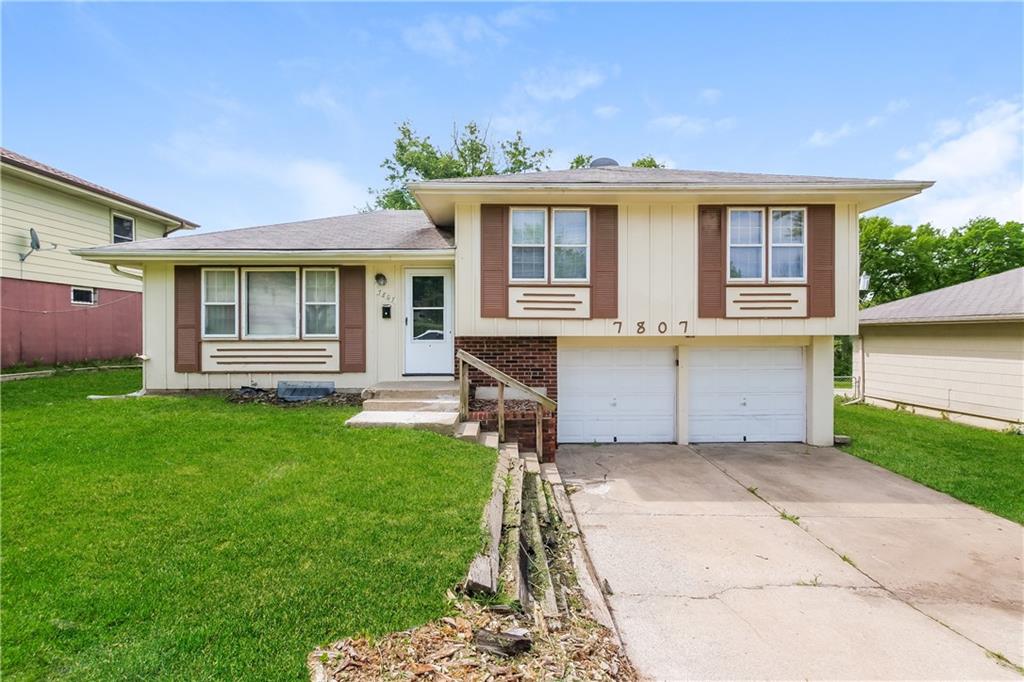 Listing Photo MLS #HMS2548878