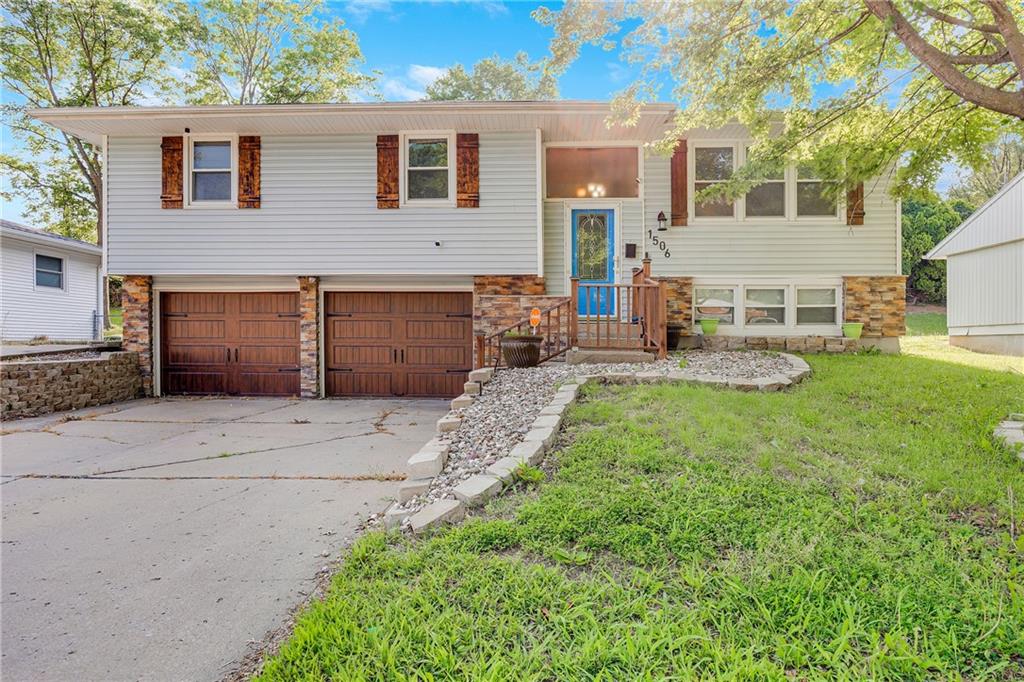Listing Photo MLS #HMS2548889