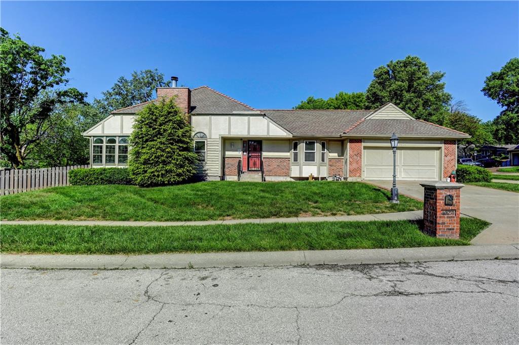 Listing Photo MLS #HMS2548890