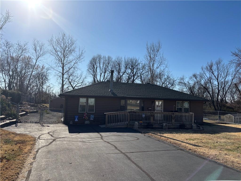 Listing Photo MLS #HMS2548952