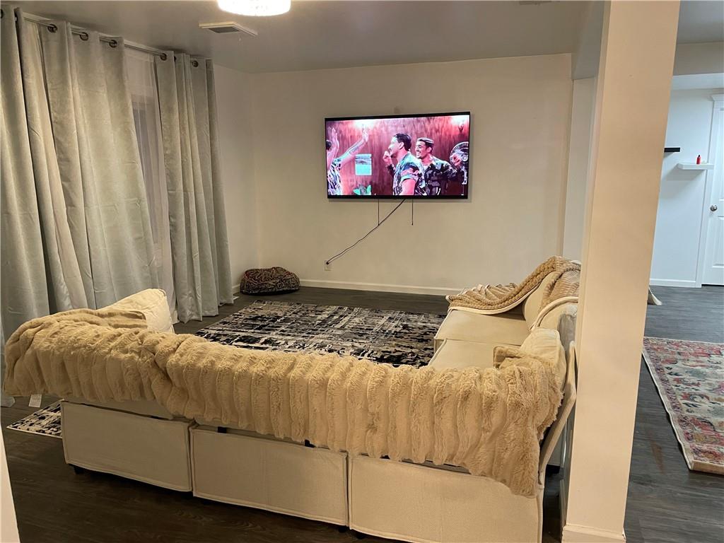 Listing Photo MLS #HMS2548976