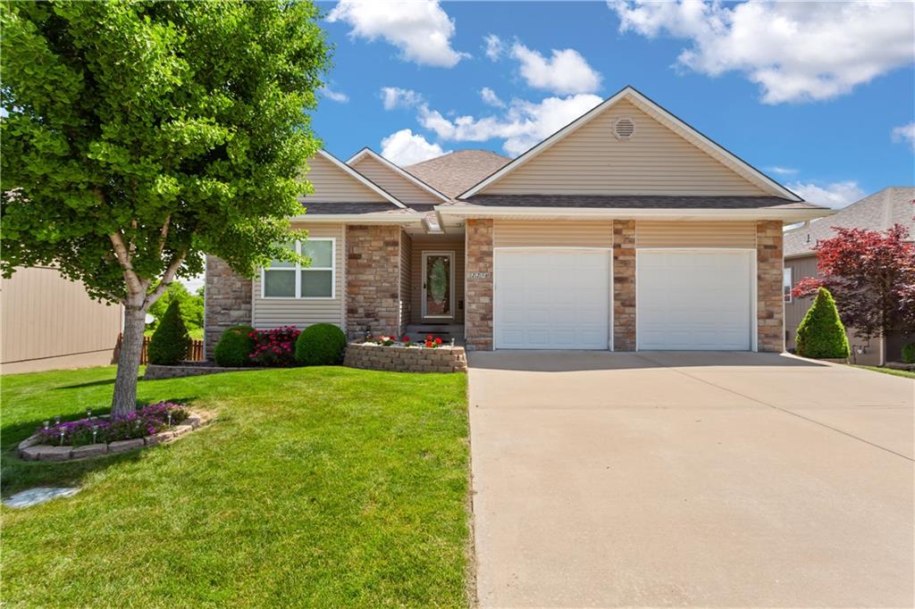 Listing Photo MLS #HMS2548980