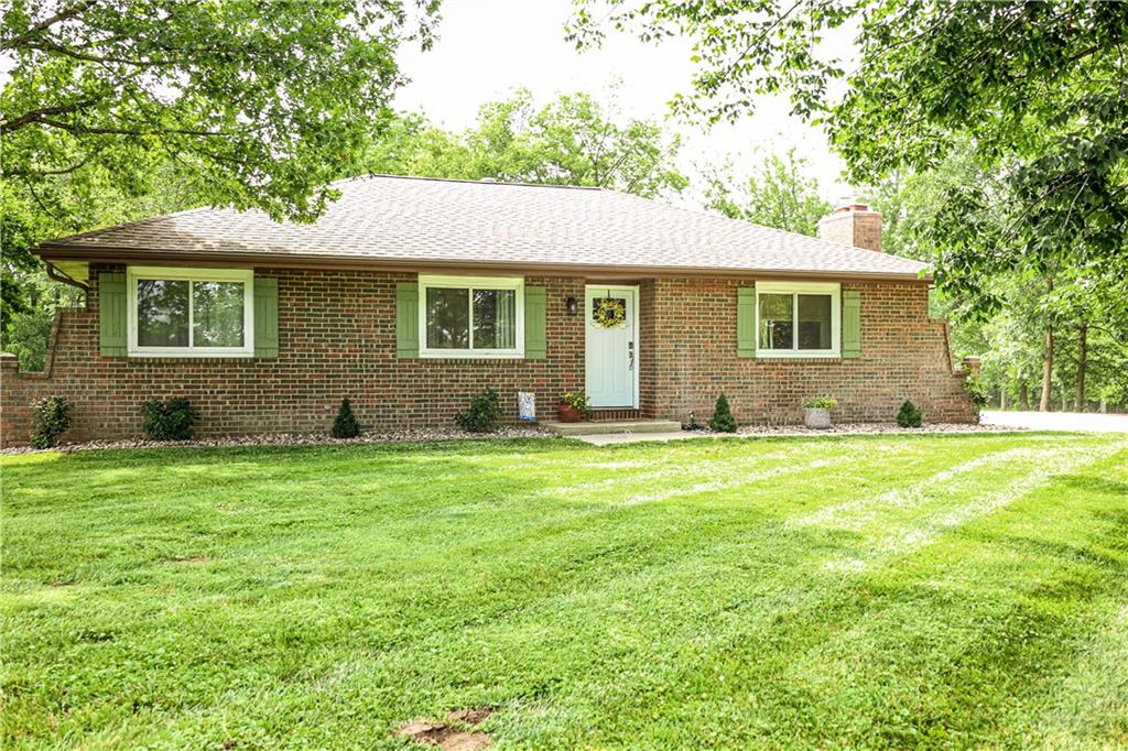 Listing Photo MLS #HMS2549027
