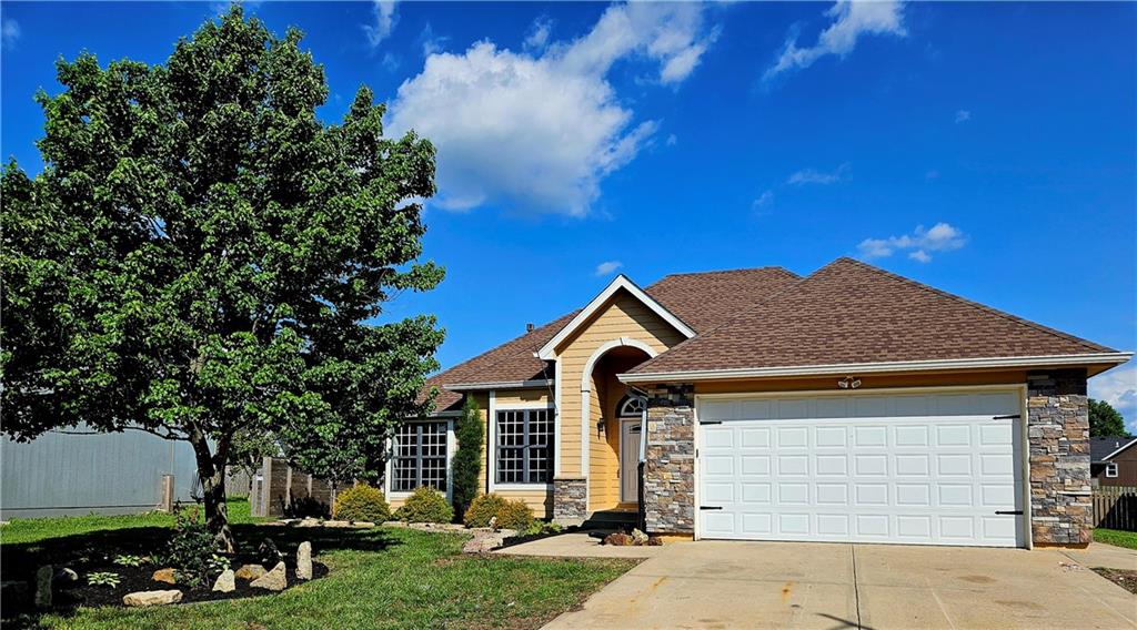 Listing Photo MLS #HMS2549077