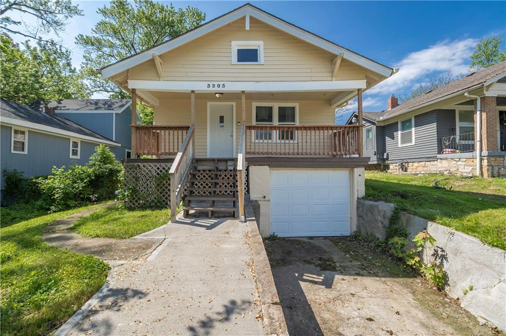 Listing Photo MLS #HMS2549083