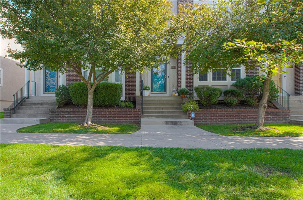 Listing Photo MLS #HMS2549158
