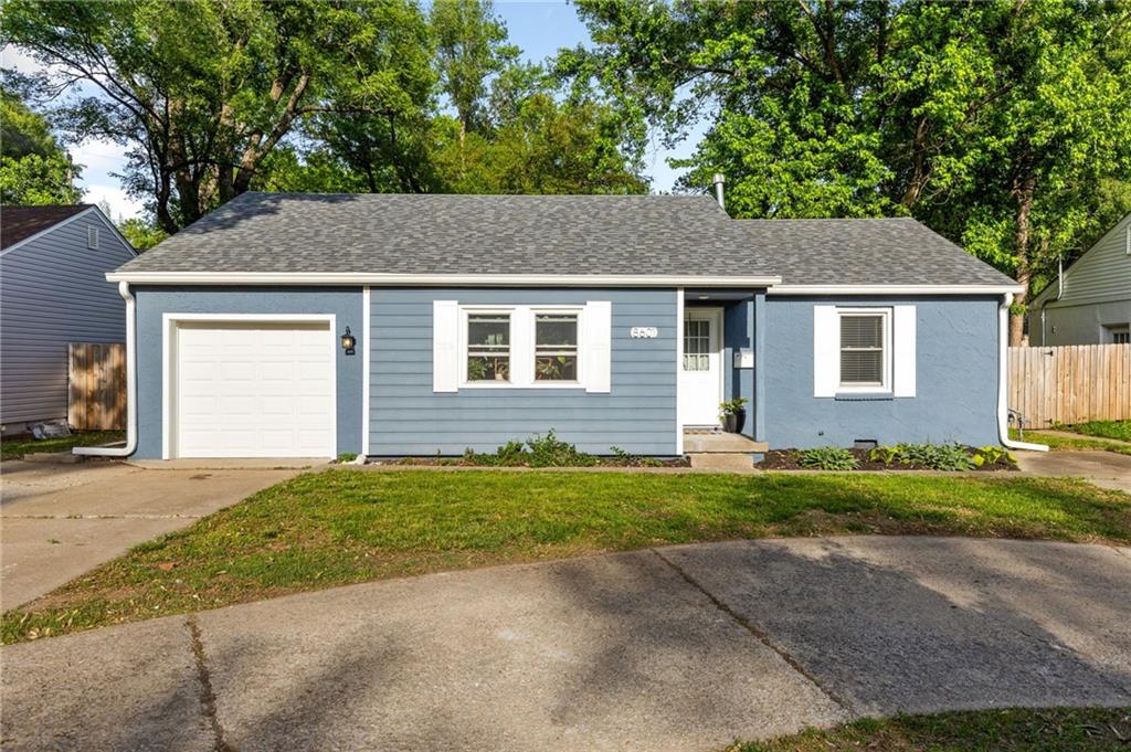Listing Photo MLS #HMS2549175