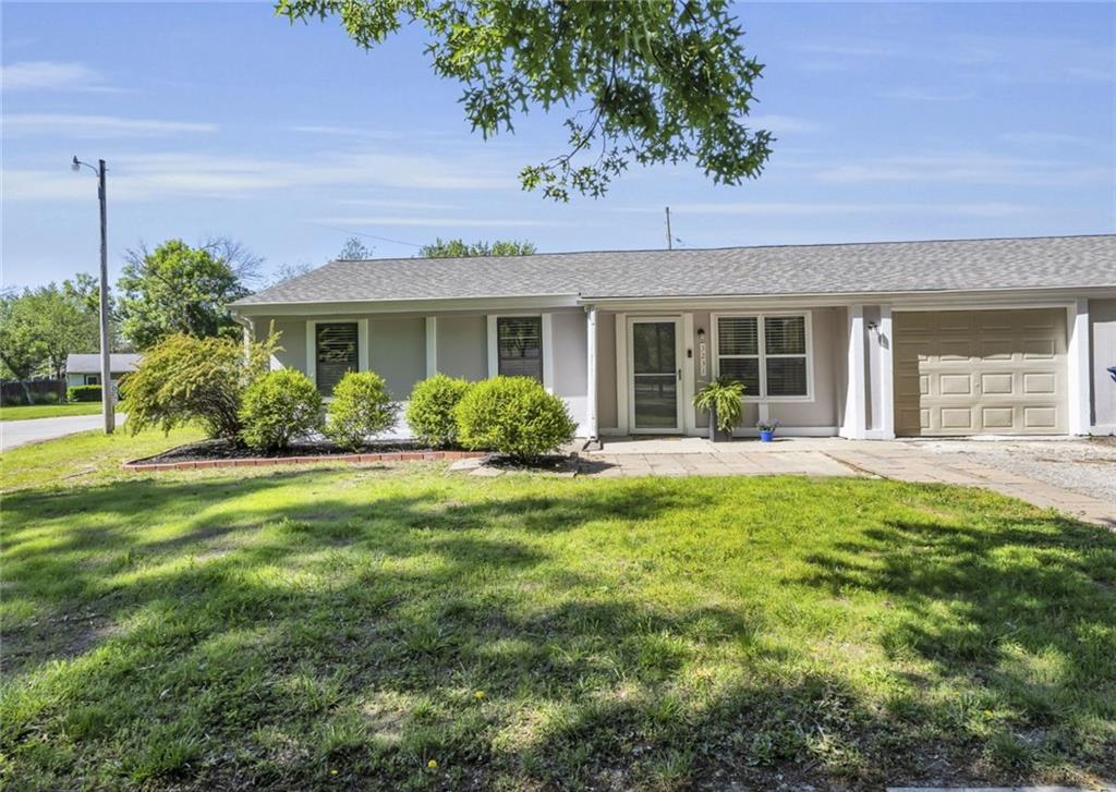 Listing Photo MLS #HMS2549209